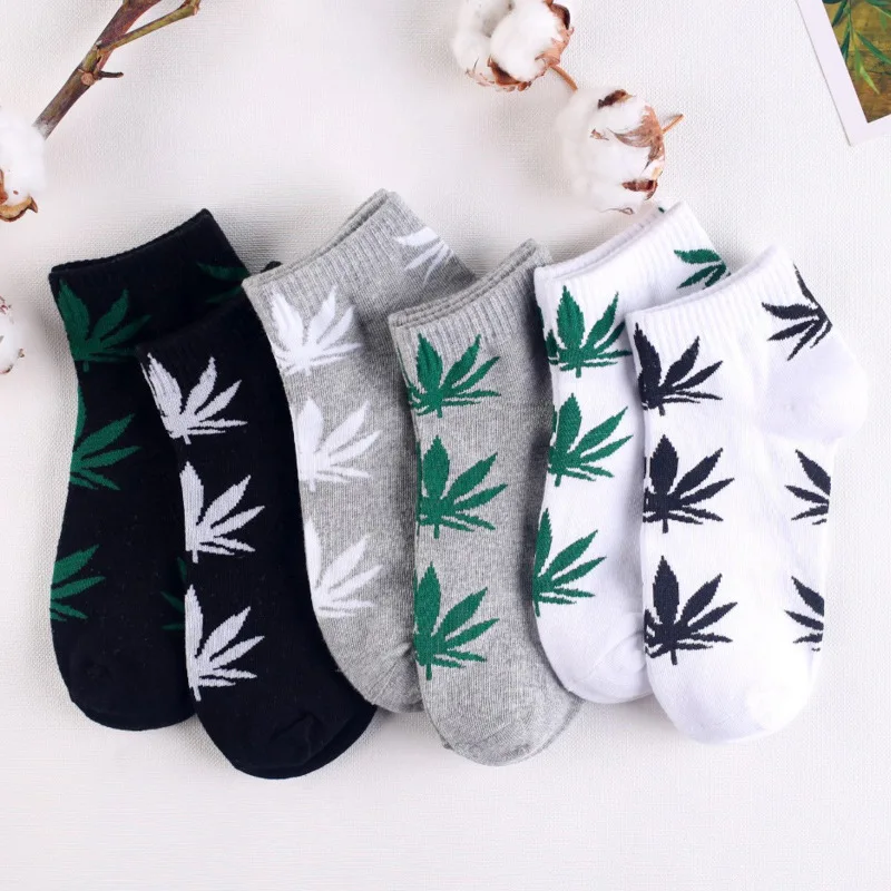 Носки мужские с принтом листьев конопли спортивные короткие в стиле Харадзюку