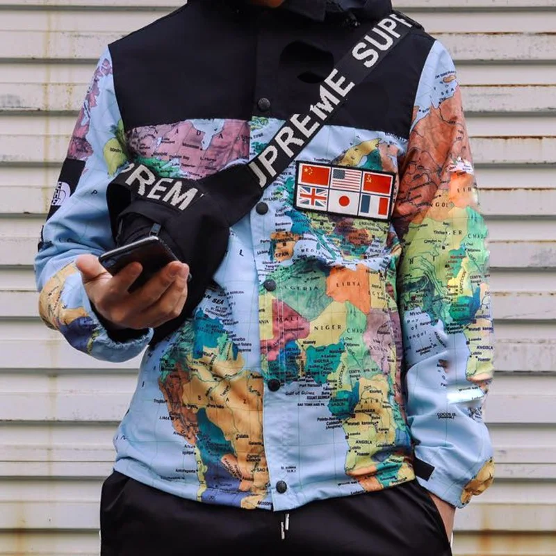 

Origional Europe And America Shawn Autumn And Winter Map Cool Street Men Star Riding Hooded Trench Coat