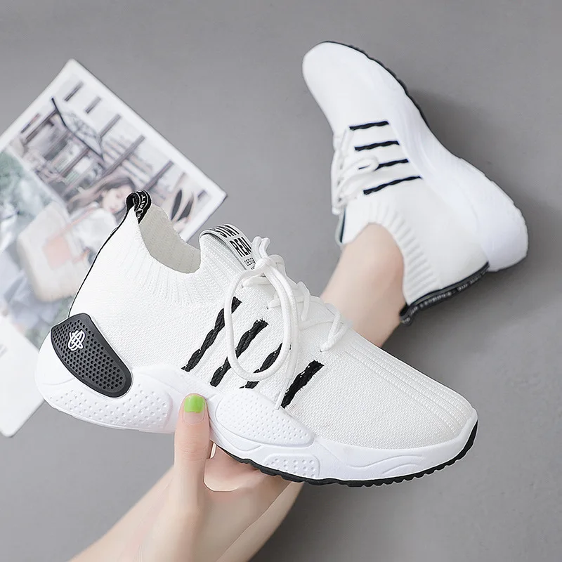 Женские кроссовки осенние модные уличные прогулочные амортизирующие кроссовки дышащие спортивные кроссовки для фитнеса - Цвет: White Black