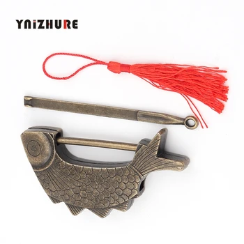 

1PC 117mm Vintage Alloy Old Lock Fish Padlock Wooden Box Antique Keyed Padlock Lock Suitcase Drawer Cabinet Hardware