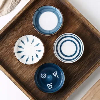 

2PCS Japanese Small Plates Underglaze Hand-painted Ceramic Tableware Round Soy Sauce Dish Seasoning Vinegar Snack Dish
