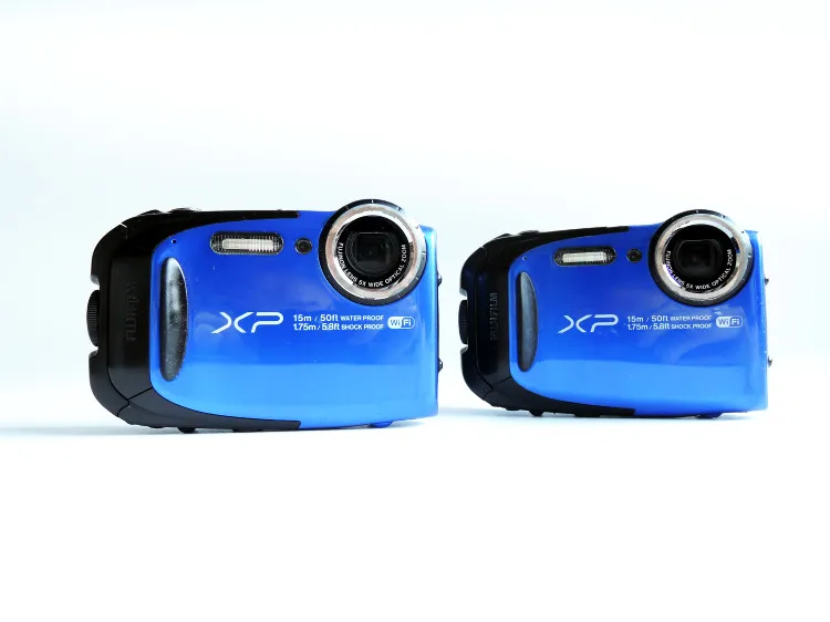 Б/у водонепроницаемая цифровая камера Fujifilm FinePix XP80 с 2,7 дюймовым ЖК-дисплеем