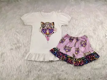 

boutique white short sleeves tops with cute a leopard eating a lollipop pattern outfits for girls