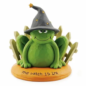 

Feng Shui Witch Is in Frog Figurines Mascot with Black Hat Sitting in the Forest Garden Decor Resin Creative Character Halloween