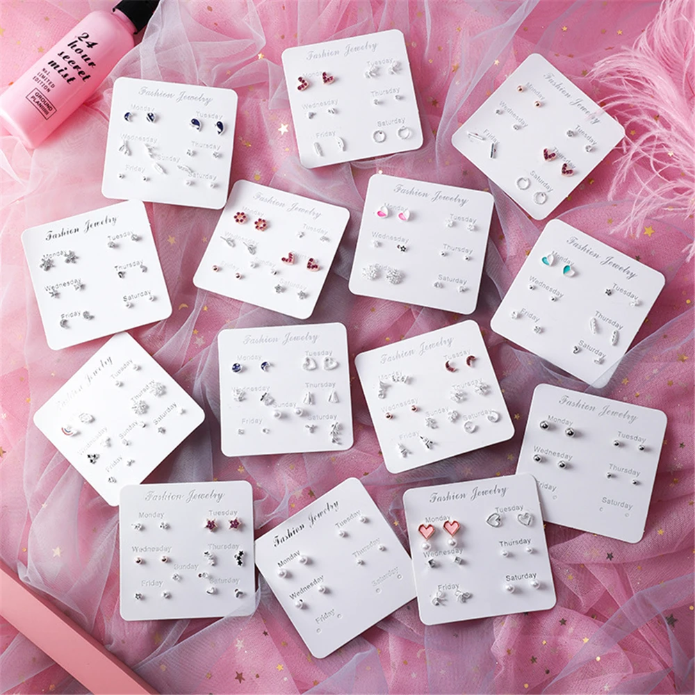 Новые модные женские серьги гвоздики в форме сердца с геометрическим орнаментом