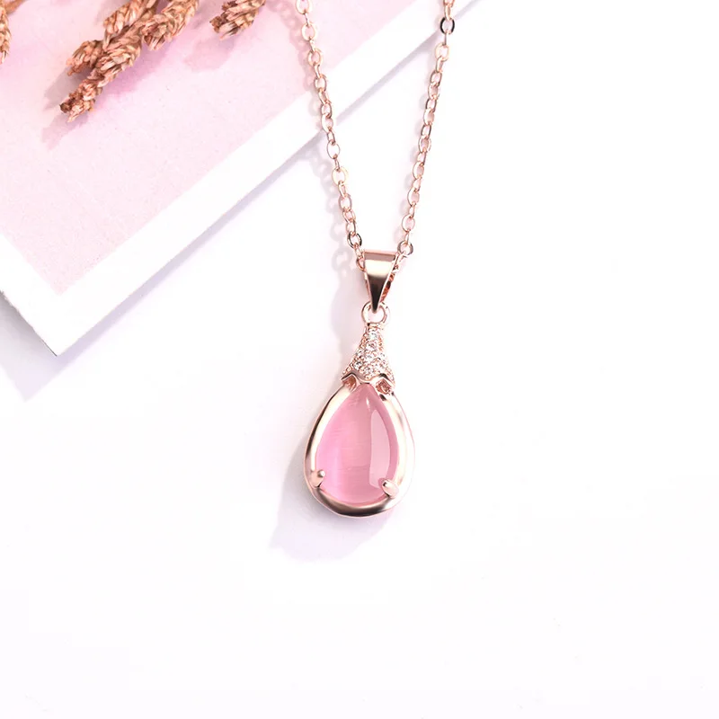 High imitation natural powder crystal necklace Korean style clavicle chain water drop lotus Stone Pendant