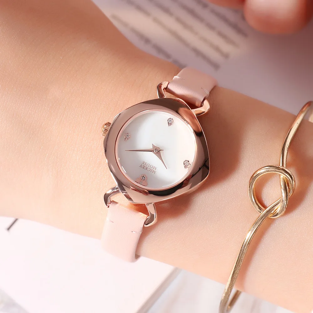 

Disney Stars Color Watch Fashion Rhombus Dial Quartz Watch Middle School Students Leather Belt WOMEN'S Watch 299