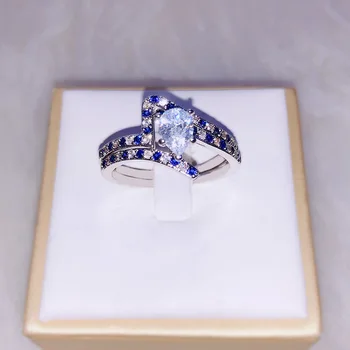 

Elegant Blue Crystal Couple Engagement Ring Stylish Romantic Ladies Birthday Gift