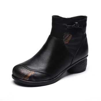 

National wind short boots female leather retro 2019 autumn and winter new large size thick with cotton shoes women