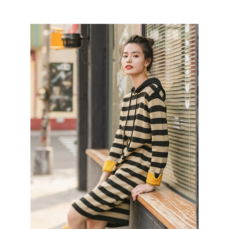 INMAN Spring Autumn New Arrival Hooded Contrast Color Stripe Straight Fashion Leisure Knitwear Dress INMAN Spring Autumn New Arrival Hooded Contrast Color Stripe Straight Fashion Leisure Knitwear Dress