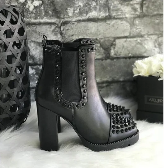 

[GOGD]Sexy Rivet Velvet Night Club Party Shoes Woman Short Autumn Winter Ladies Shoes Boots High-Heeled