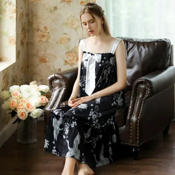 

Chinese Style Crane Nightgown Summer Satin Sexy Condole Belt Night Gown Loose Sleeveless Women Nightwear Sexy Sleeping Dress