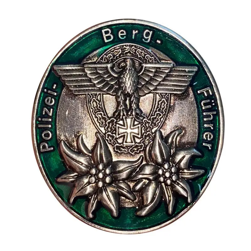Немецкий полицейский гид времен Второй мировой войны, медали ...