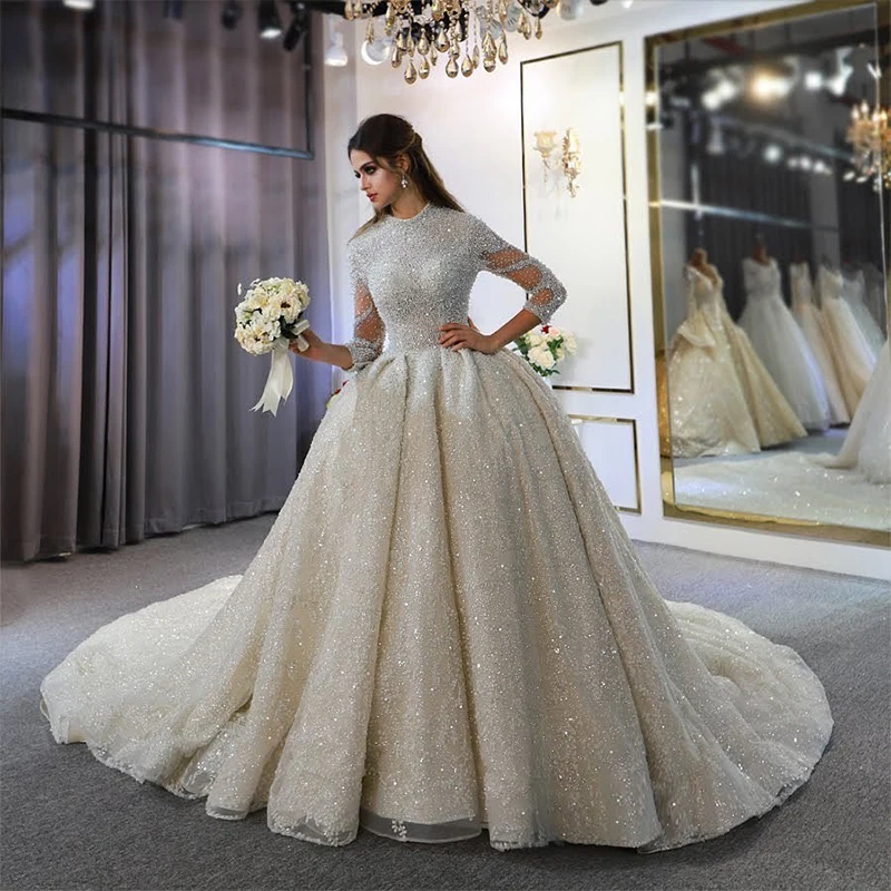 Hoge Hals Arabische Dubai Lange Mouwen Trouwjurken 2020 Bling Kristal Kralen Baljurk Bruid Jurk Formele Bruidsjurken Vintage Hoge Hals Arabische Dubai Lange Mouwen Trouwjurken 2020 Bling Kristal Kralen Baljurk Bruid Jurk Formele Bruidsjurken Vintage