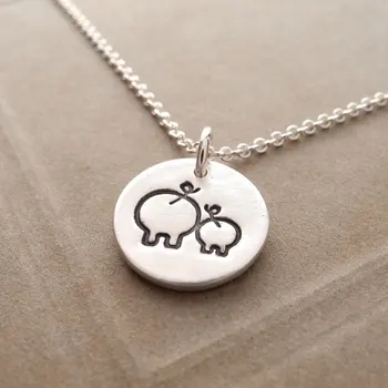 

Daisies Mother and Baby Pig Necklaces Mom and Piglet Animal Jewelry For Women Daughter