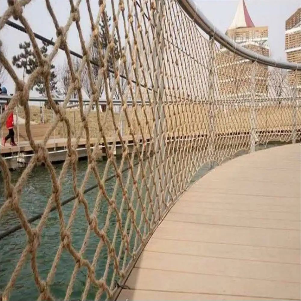 Garden Child Safety Net Hemp Rope Climbing Net Protective Stairs Fencing Mesh Anti Bird Deer Chicken Net Ceiling Net Decoration