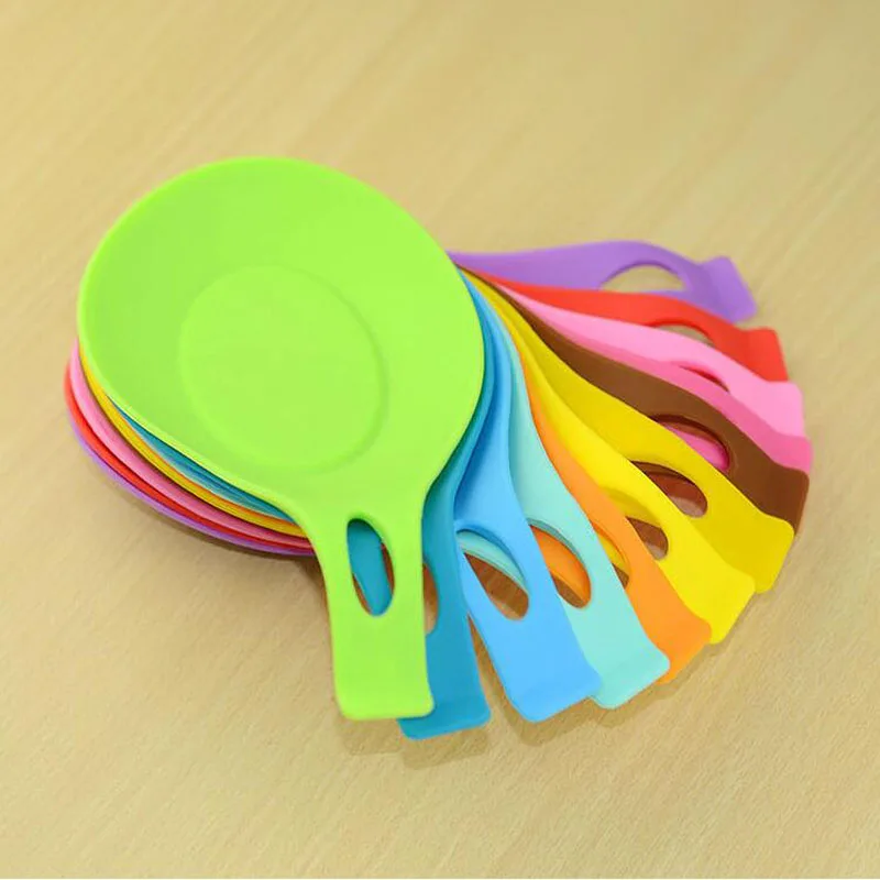 1pcs-Silicone-Spoon-Insulation-Mat-Silicone-Heat-Resistant-Placemat-Drink-Glass-Coaster-Tray-Spoon-Pad-Kitchen (1)