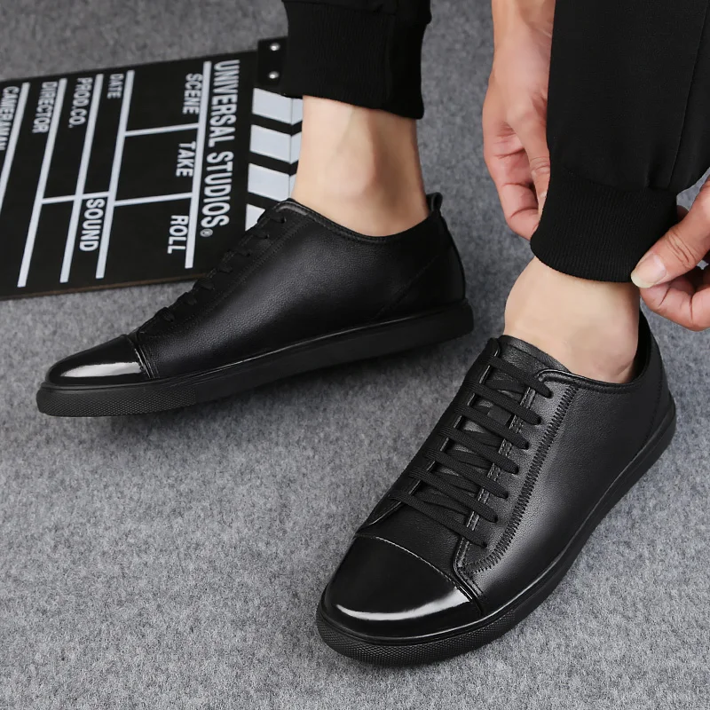 

Casual shoes men new fashion genuine leather male shoes comfortable lace-up flats men sneakers zapatos de hombre black white