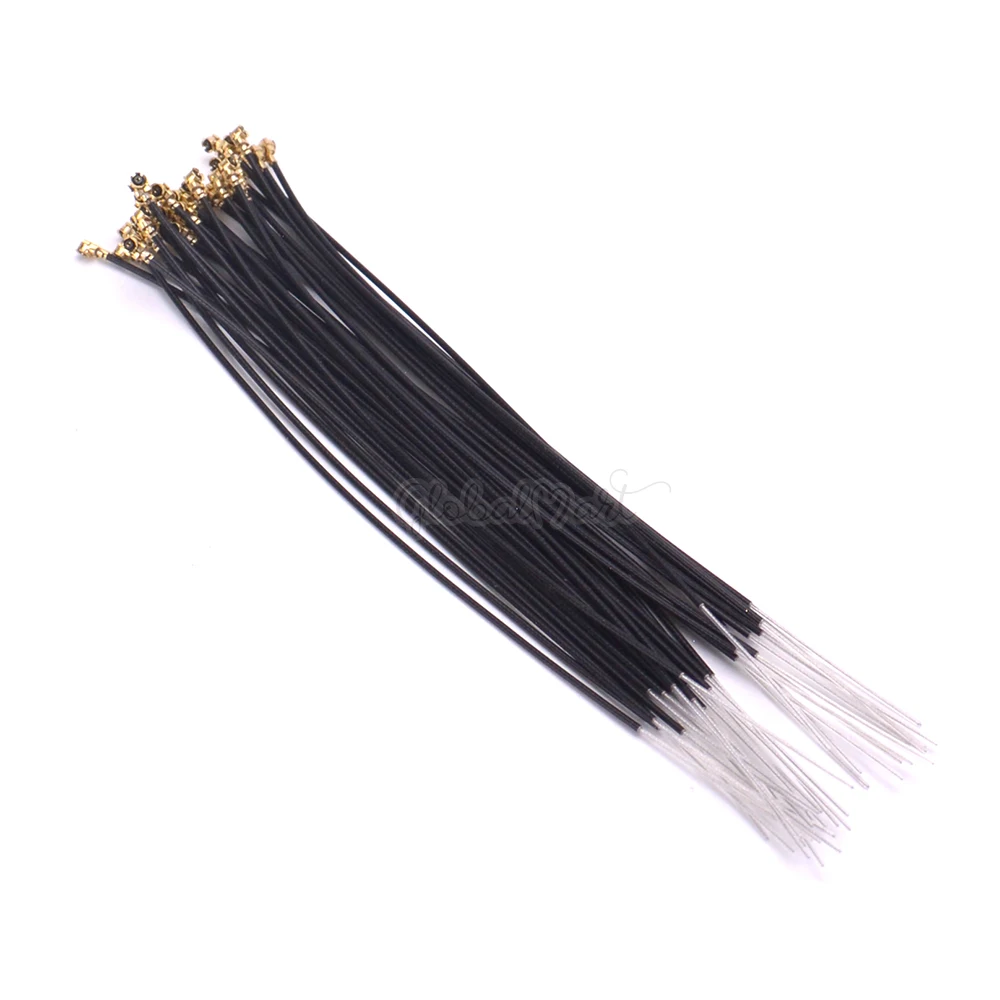 Antenne 2.4G 150mm pour récepteur FPV ELRS, vue rapprochée du connecteur IPEX.