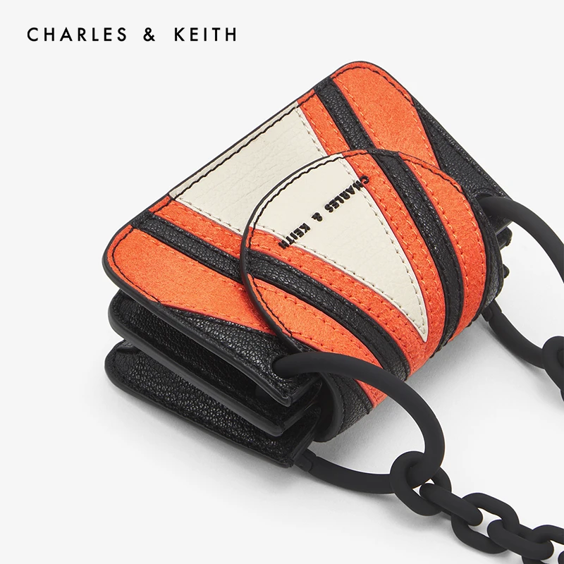 Charles & Keith Chunky Chain Mini Bag in Blush