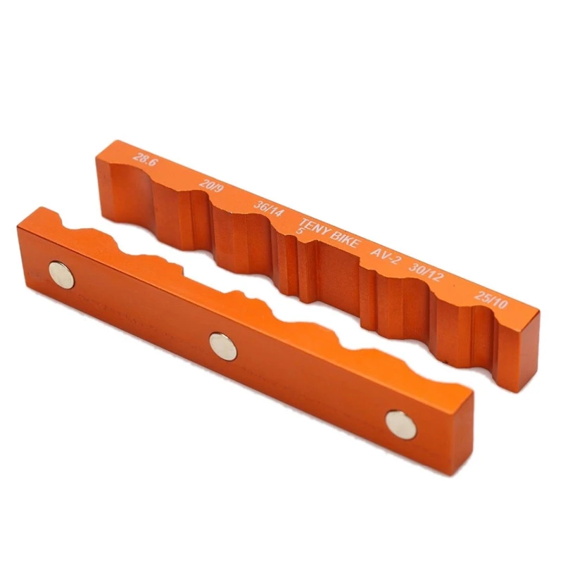 

Bicycle Hub Axle Spindle Vise Insert Tool Bicycle Tool Hub Axis and Pedal Shaft Clamp