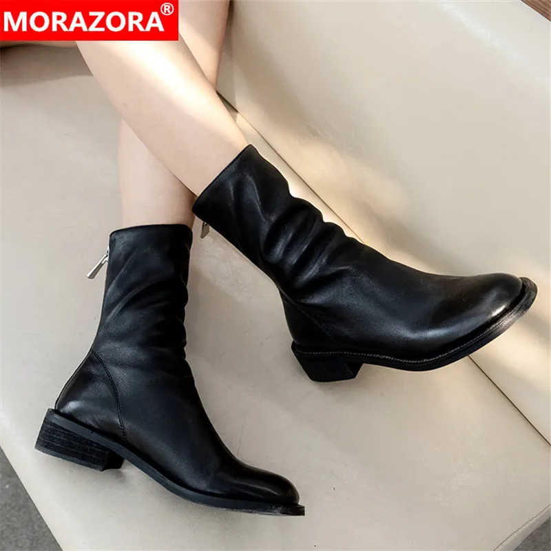 Женские ботильоны из натуральной кожи MORAZORA черные однотонные на низком каблуке с