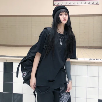 

Summer Korean version of INS Harajuku Street funeral clothes broken holes short sleeve T-shirt women loose BF student versatile