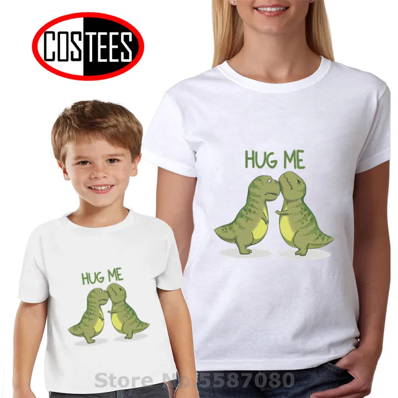 Mami and Son model white