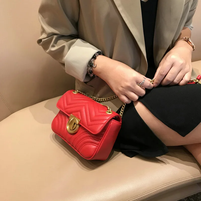 

Women Genuine Leather White Handbags Chains Cover Messenger Shoulder Bags Messenger Bag Crossbody Flap Black Handbag