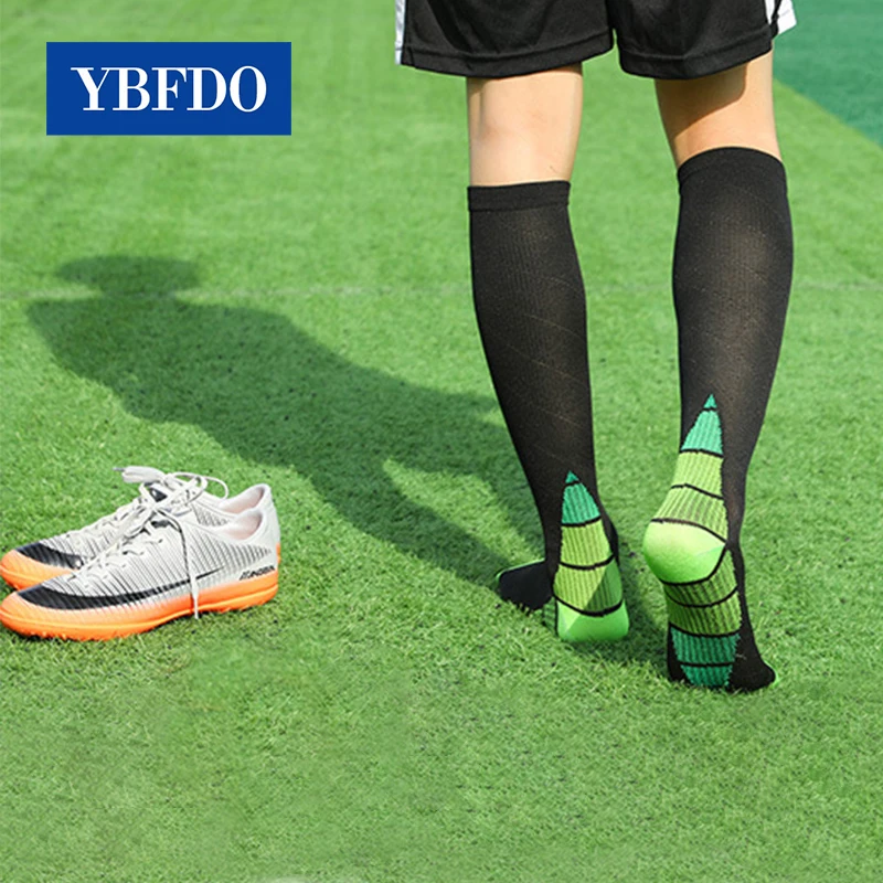 

YBFDO professional breathable sports socks for men and women Compression Stockings Outdoor Cycling Fast-drying Adult Sports Sock