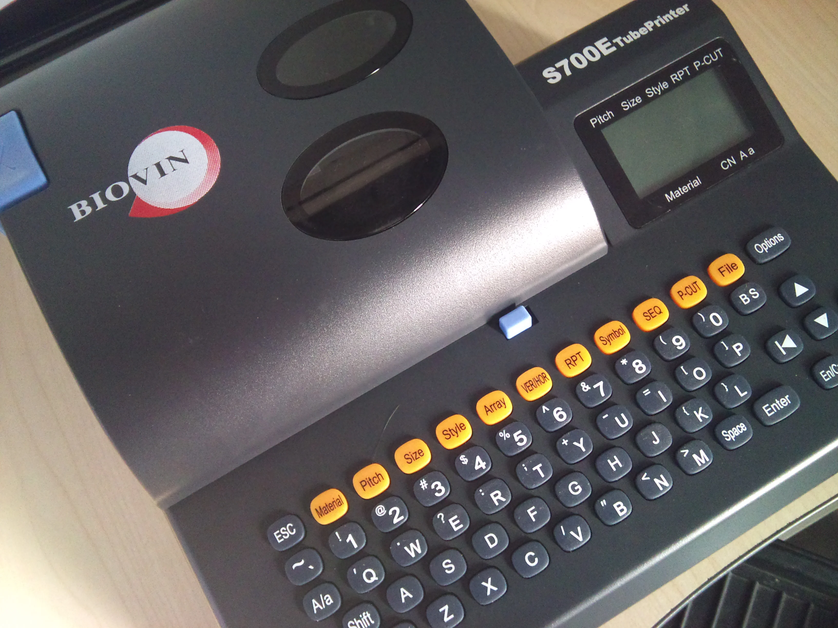 

PVC Sleeve Label Sticker Heat Shrinkable Tube Cable Identification Marking Machine Portable Line Number Printer S650E S700E