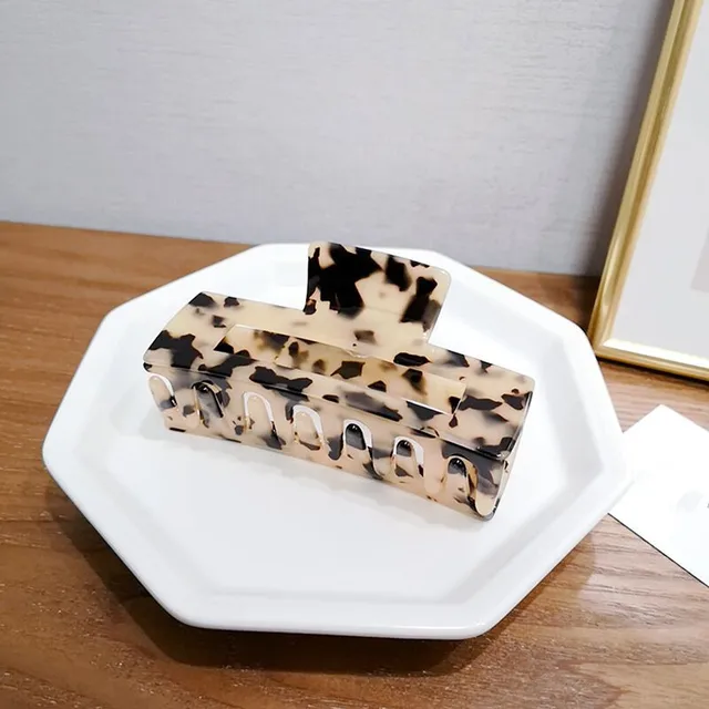 Bilandi 2021 New Hair Claw Large Geometric Hollow Square Tortoiseshell Leopard Acetate Hair Clip For Women Hair Accessories NO.9-10.5 cm