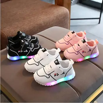 

New Children Shoes Child Luminous Shoes White Nonslip Boys Girls Sneakers Mesh Running Shoes Kids Shoes Led Lighted Stripe Shoes