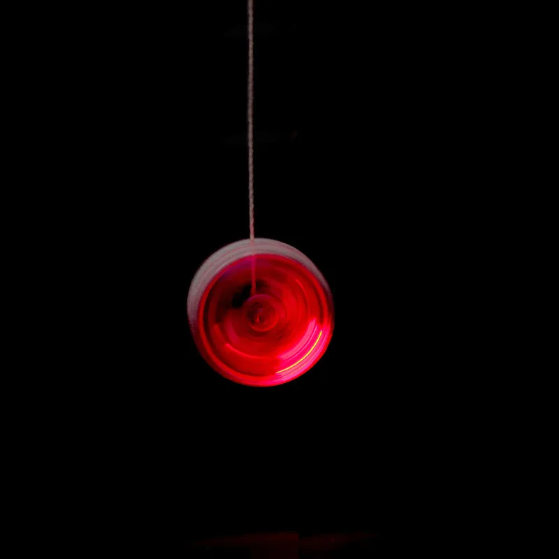 New LED Flashing Yoyo Classic Kids Toys Magic Yoyo Spin Plastic Bearing with Spinning String Toys for Children