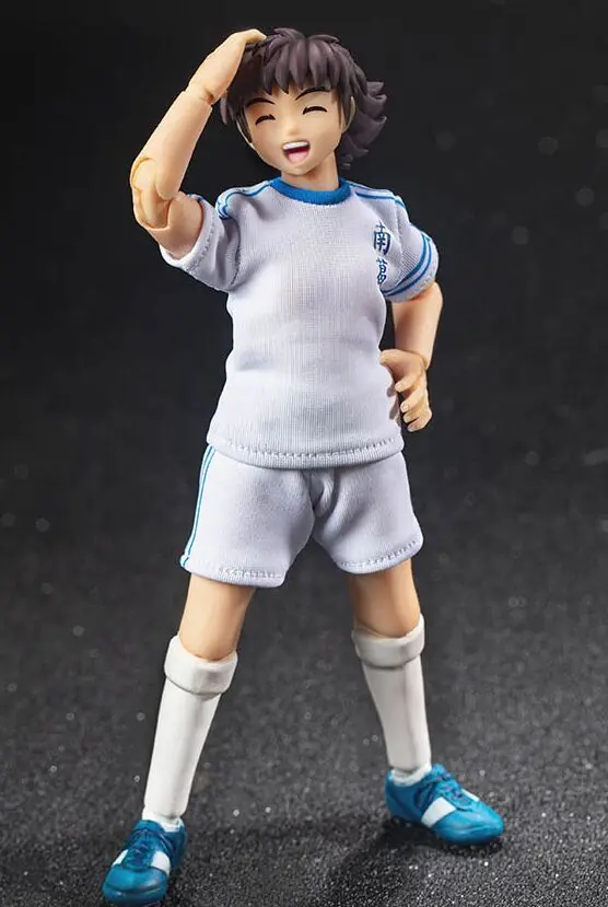 キャプテン翼 南葛SC 大空翼  可動フィギュア　オモチャ 71rANsKdeOL._UF350,350_QL80_.jpg