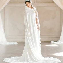 2021 One-piece Lace Trim Winter Bridal Cape Stunning Wedding Cloaks Hooded Long Party Wraps Jacket Bridal White/Ivory Wrap