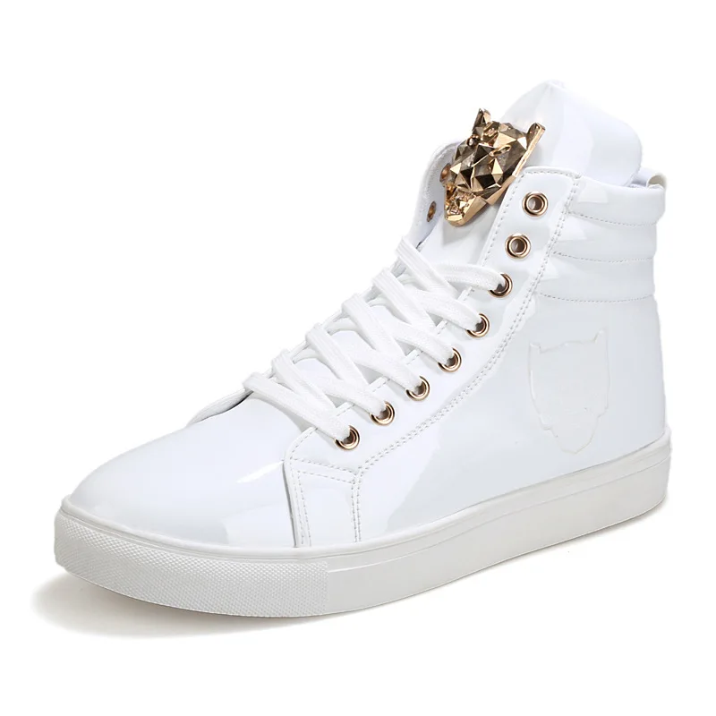 

2018 Autumn New Style Men High-top Board Shoe Sports Footwear MEN'S SHOES Metal Bright Surface Europe And America Wave Shoes 883