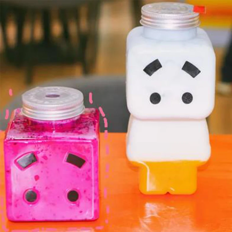 https://ae01.alicdn.com/kf/H780bd74783d345beb7d0b078a2da1408c/10pcs-Creative-plastic-transparent-disposable-PET-bottles-can-be-DIY-write-milk-tea-yogurt-juice-coffee.jpg