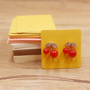 

50pcs Earrings Display Cards Cardboard Earring Packaging Hang Tag Kraft Paper Card Ear Studs Tags for Jewelry Display 4X4cm