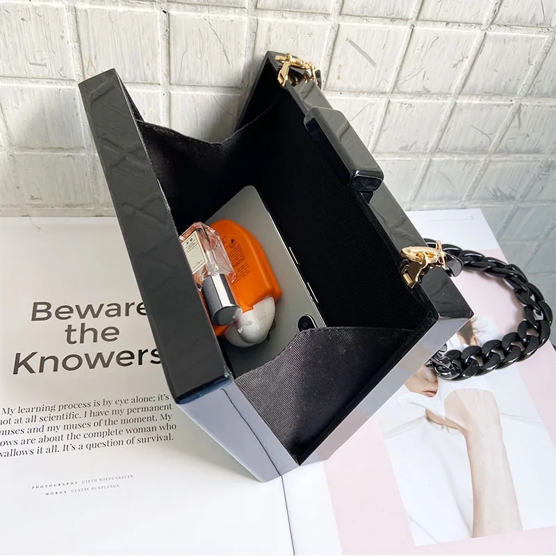  2019 New Brand Acrylic Patchwork Evening Bags Vintage Women Messenger Bags Geometric Pattern Clutch - 32953338695
