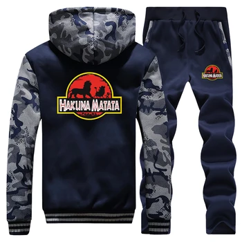 

2019 Winter Sportswear Raglan Hooded Mens Camouflage The Lion King Cartoon Men Coat Thick HAKUNA MATATA Hoodie+Pants 2 Piece Set
