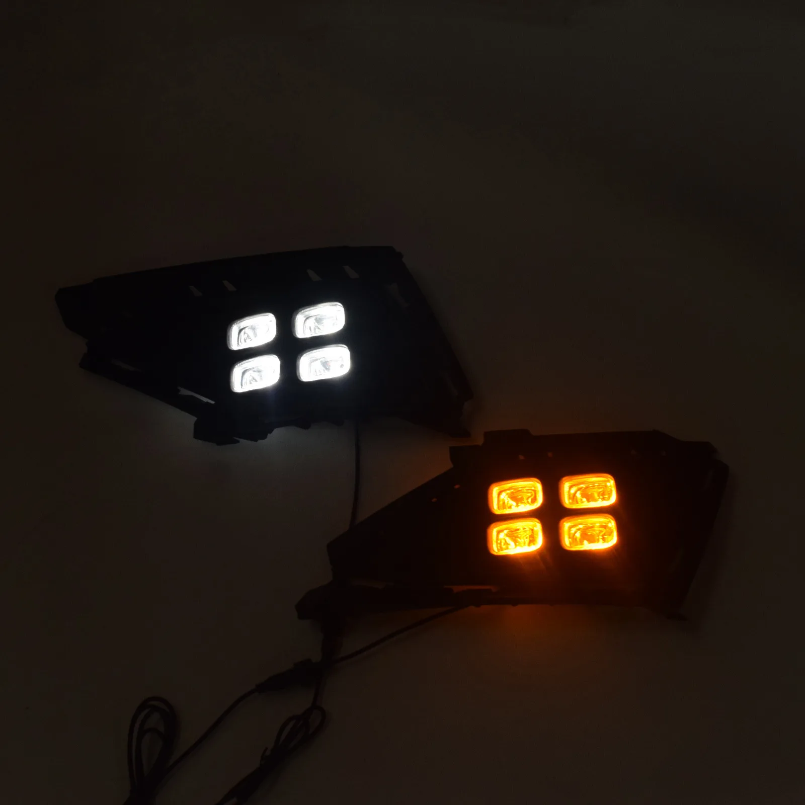 

Suitable for Volkswagen Jetta Daytime Running Lamp Super Bright LED Daytime Running Light Belt Steering Fog Modification 16-17 Y