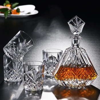 

5 Pcs Set luxury Crystal Glass lead-free home bar Whiskey Decanter Set with 4 Pcs old fashioned Whiskey glass