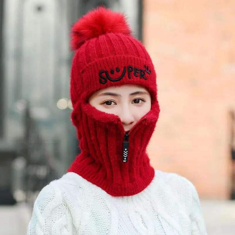 Новые толстые теплые зимние трикотажные изделия для женщин Embriodery Smile Face Beanie наушники на молнии украшения Gorro мех пом шапка с помпоном зима