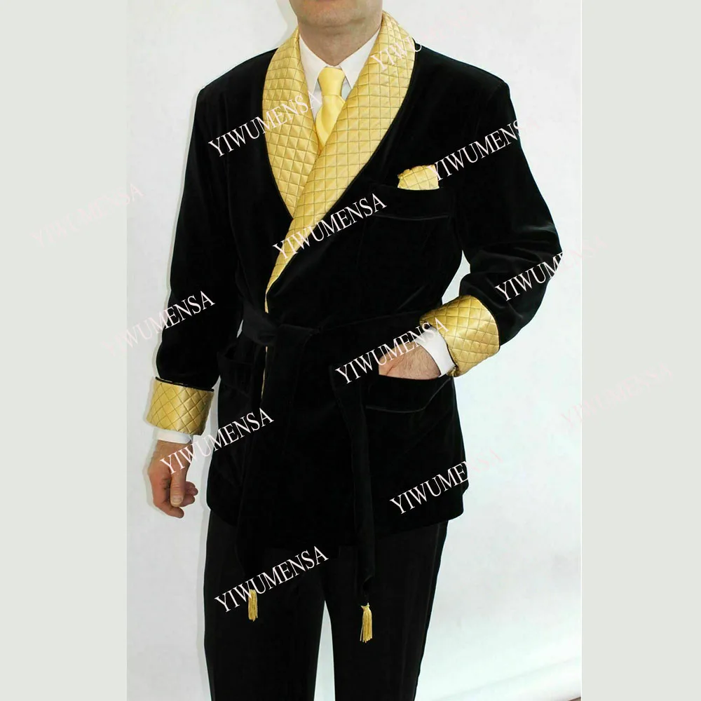 Man Black Velvet Suit Jackets Notched Lapel Coat Regular Men's Coat Evening Dinner Party Prom Blazer Groom Tuxedos