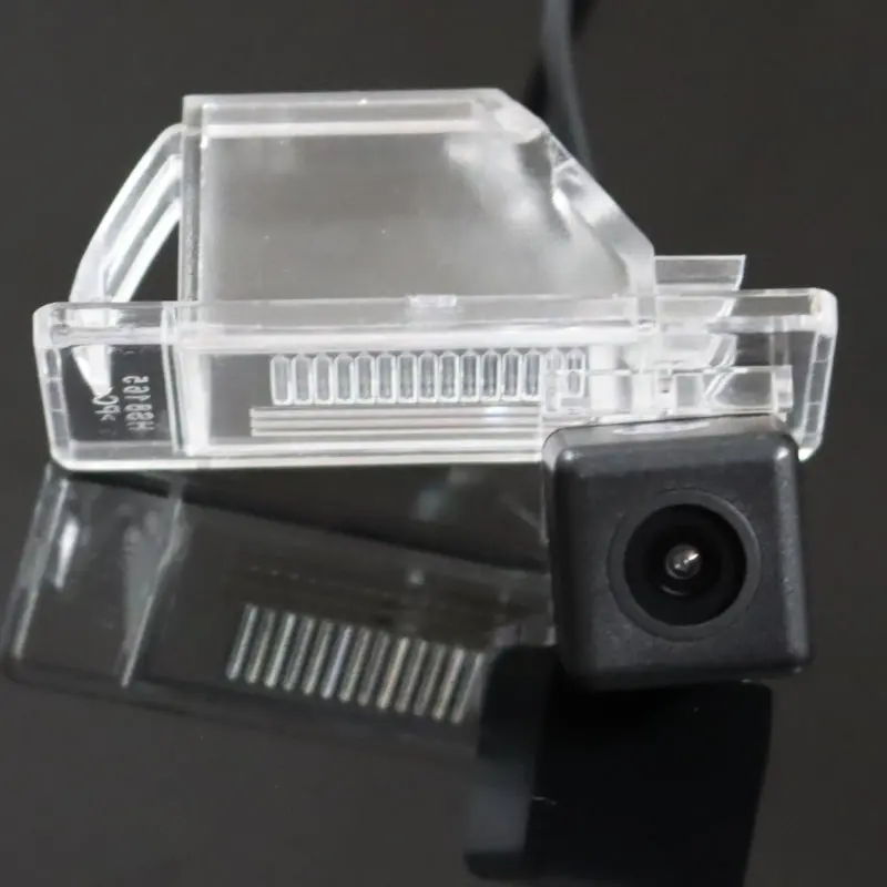 

FOR Nissan Bluebird Sylphy / Cefiro / Pulsar / Parking Camera / Rear View Camera / CCD Night Vision + Water-Proof + Wide Angle