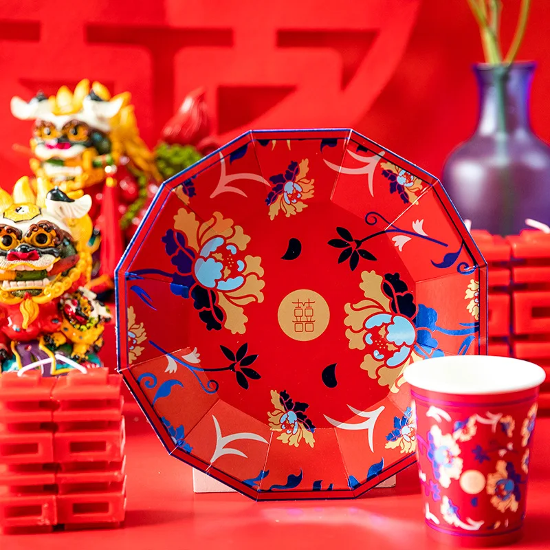 

Disposable Wedding Tableware Christmas Cake Plate Red Theme Party Decorations Layout Paper Plate Cup Napkin Party Supplies