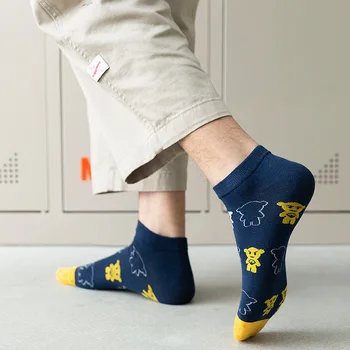 

2020 New men Cartoon 5 colors Lovely Animal Pattern Casual Sock Funny Bear Combed Cotton boat socks