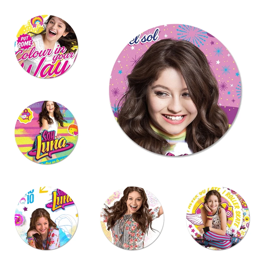 Soy Luna broche Pin Cosplay insignia accesorios para ropa mochila  decoración regalo|Insignias| - AliExpress