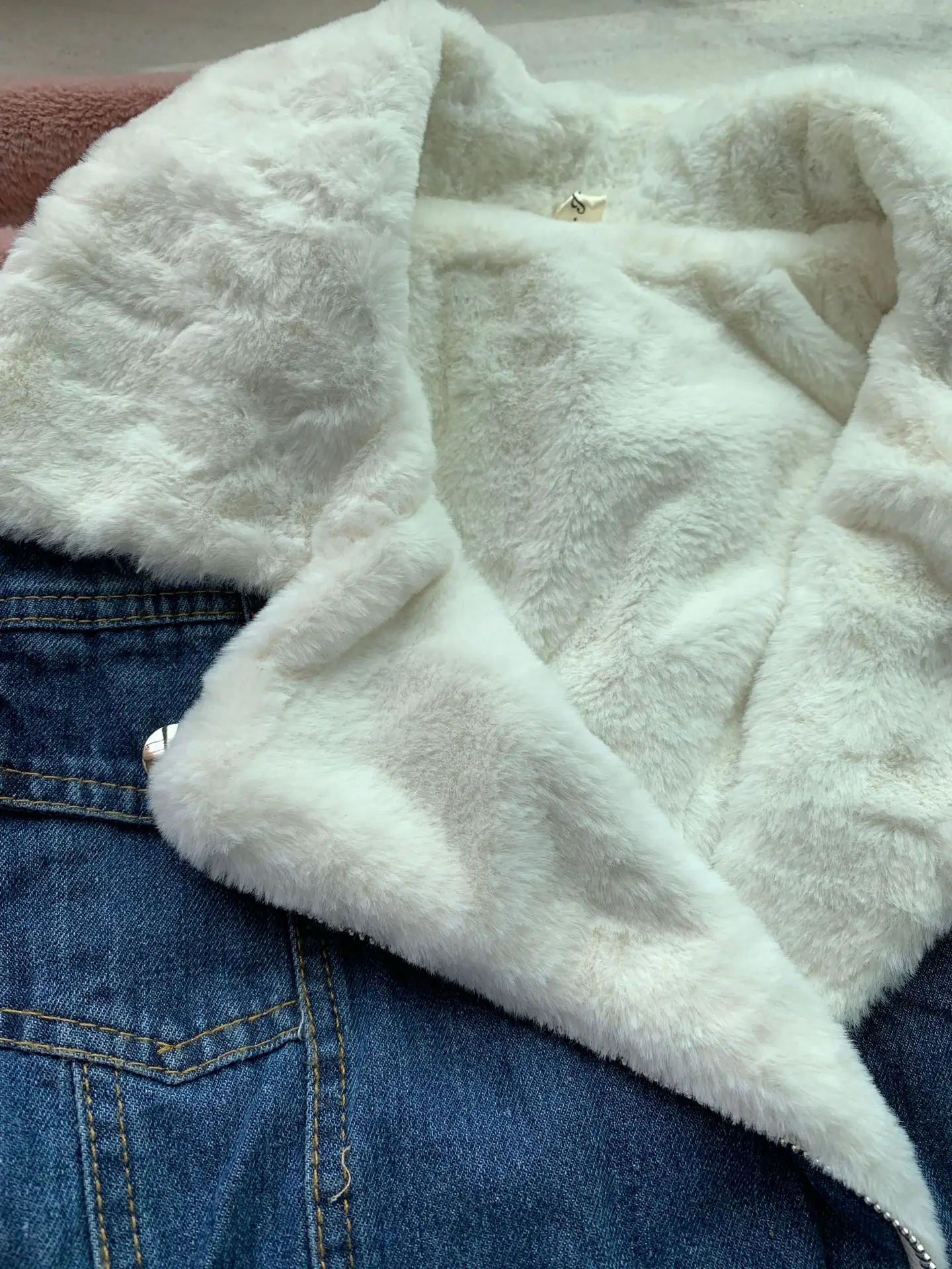 Женская джинсовая куртка с мехом, Женская сезон осень-зима, джинсовая куртка, толстый теплый пуховик, Повседневная Свободная джинсовая куртка с длинным рукавом, верхняя одежда